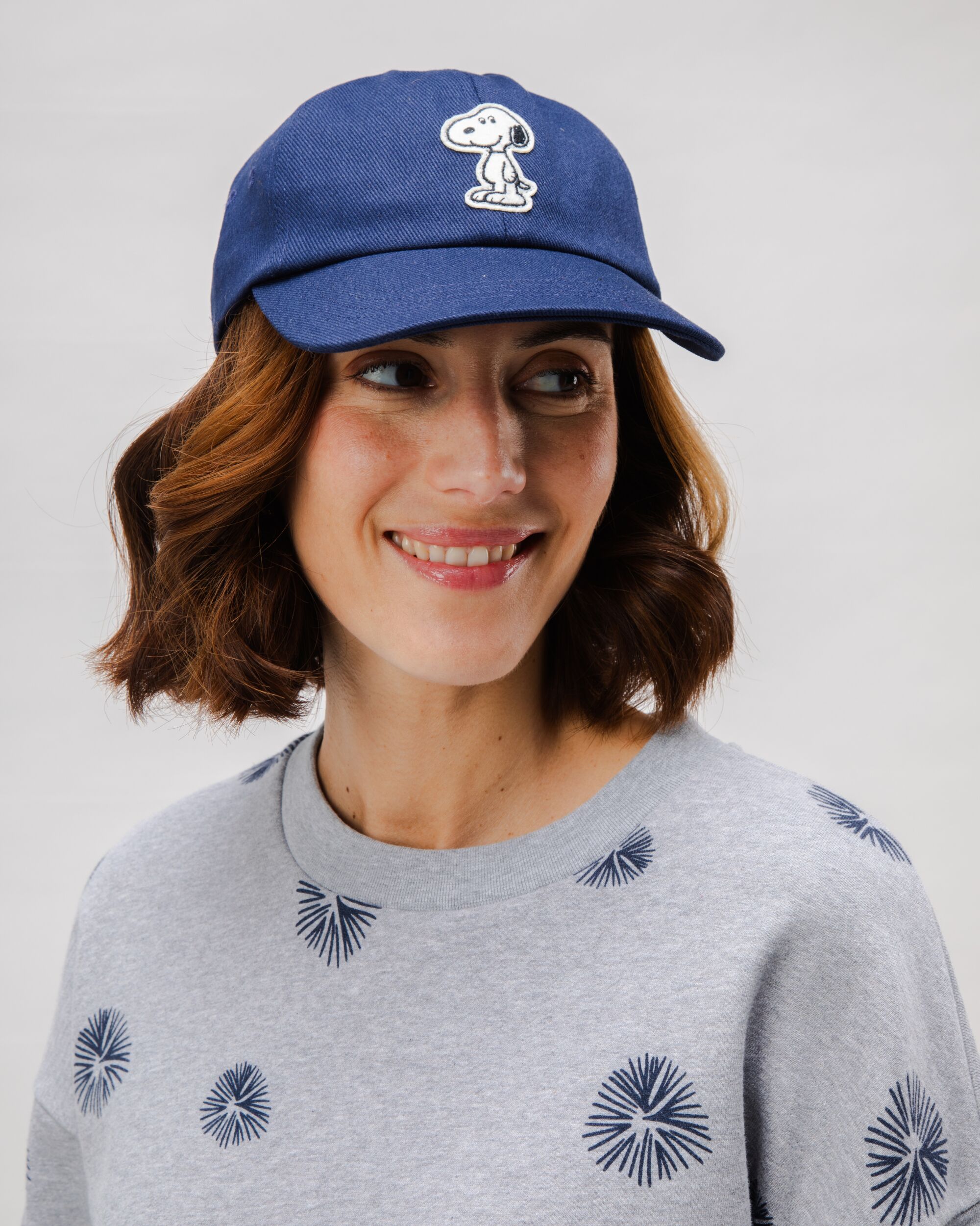 Peanuts Snoopy Cotton 6 Panel Cap Navy